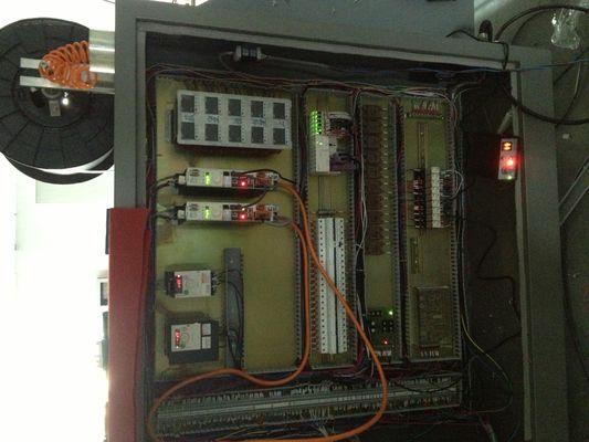 Горизонтальный герметизировать 3 сторон стоит вверх машина упаковки мешка