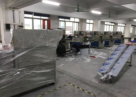 Многофункциональная небольшая машина упаковки печенья пекарни хлеба